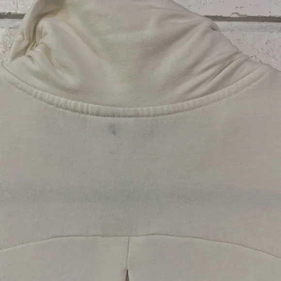 Patagonia Organic Cotton Zip Up Jacket - Picture 8 of 9